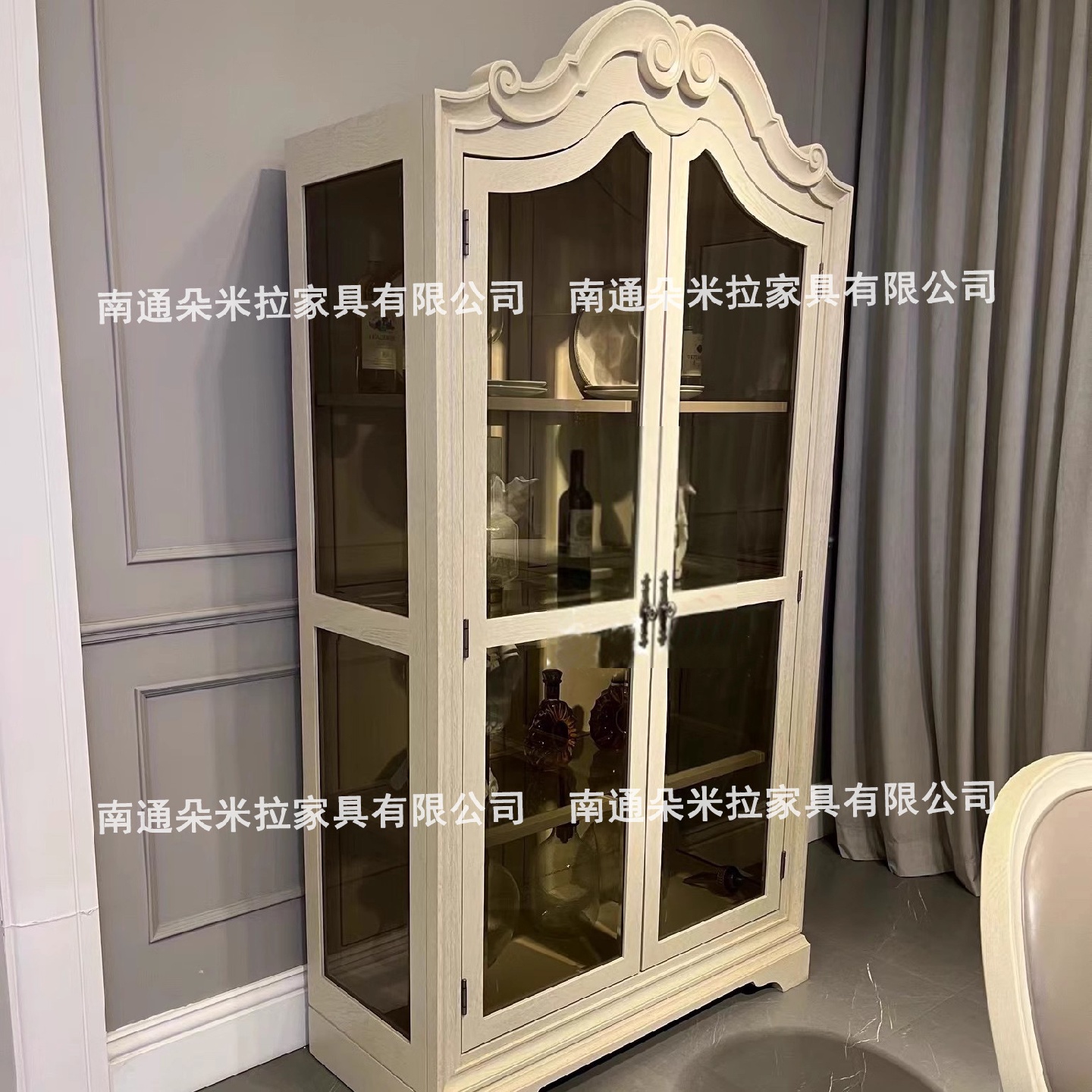 北美之家女王系列实木酒柜美式复古橡木雕花餐边柜玻璃门展示柜