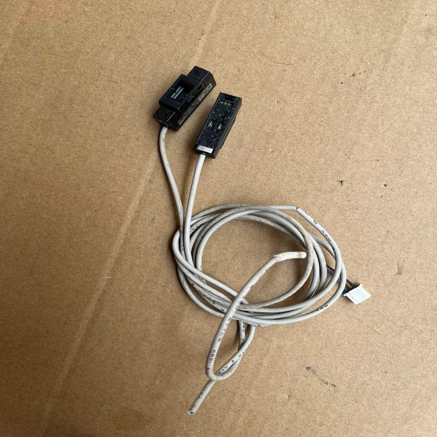 日本SMC原装流量传感器PFMV505-1，上面没有smc的--议价商品