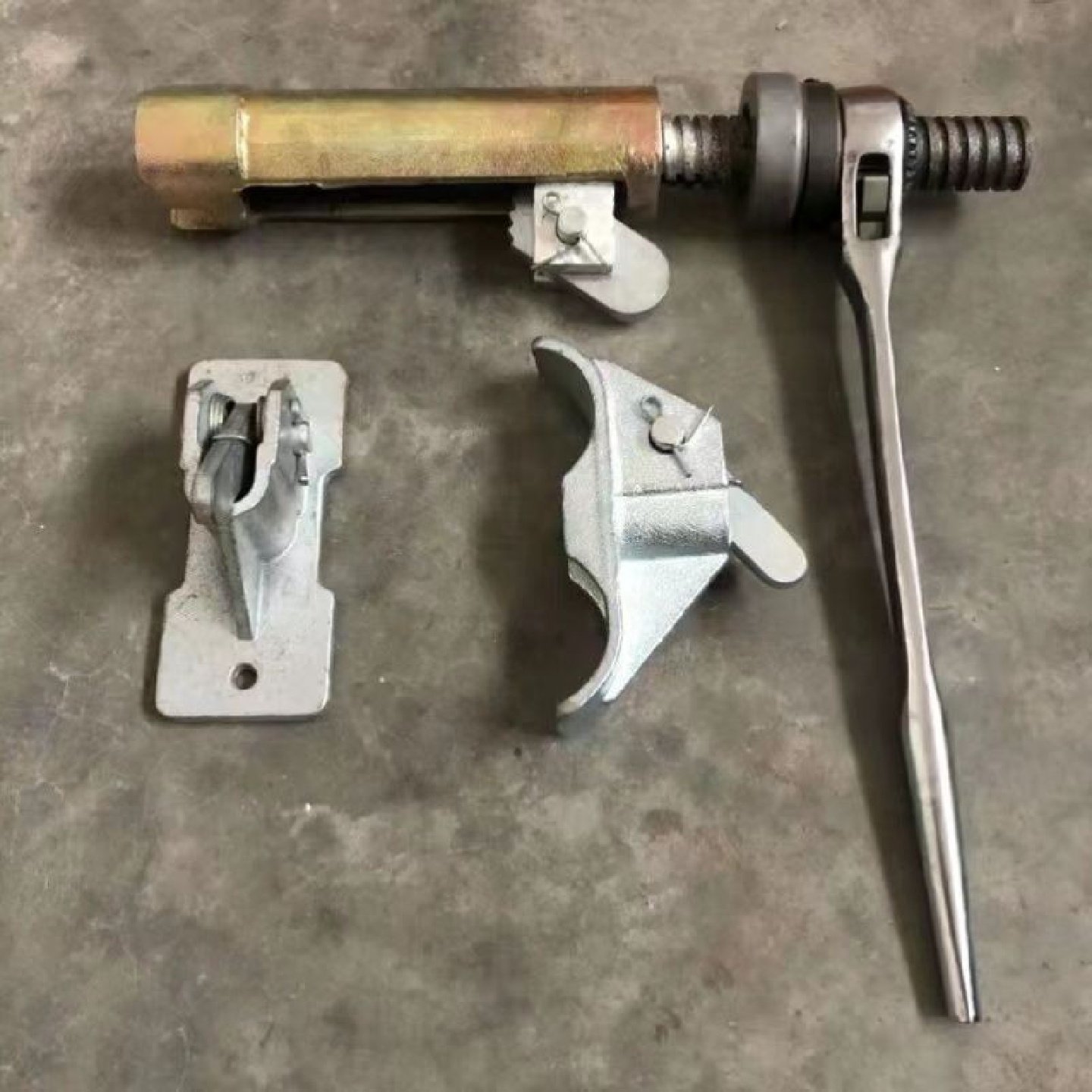 建筑蝴蝶扣平板扣拉紧器山型卡蝴蝶卡钢筋紧固器模板拉紧器锁扳手,户外/登山/野营/旅行用品,路亚饵,淘宝优惠券,粉丝福利购,淘宝优惠卷