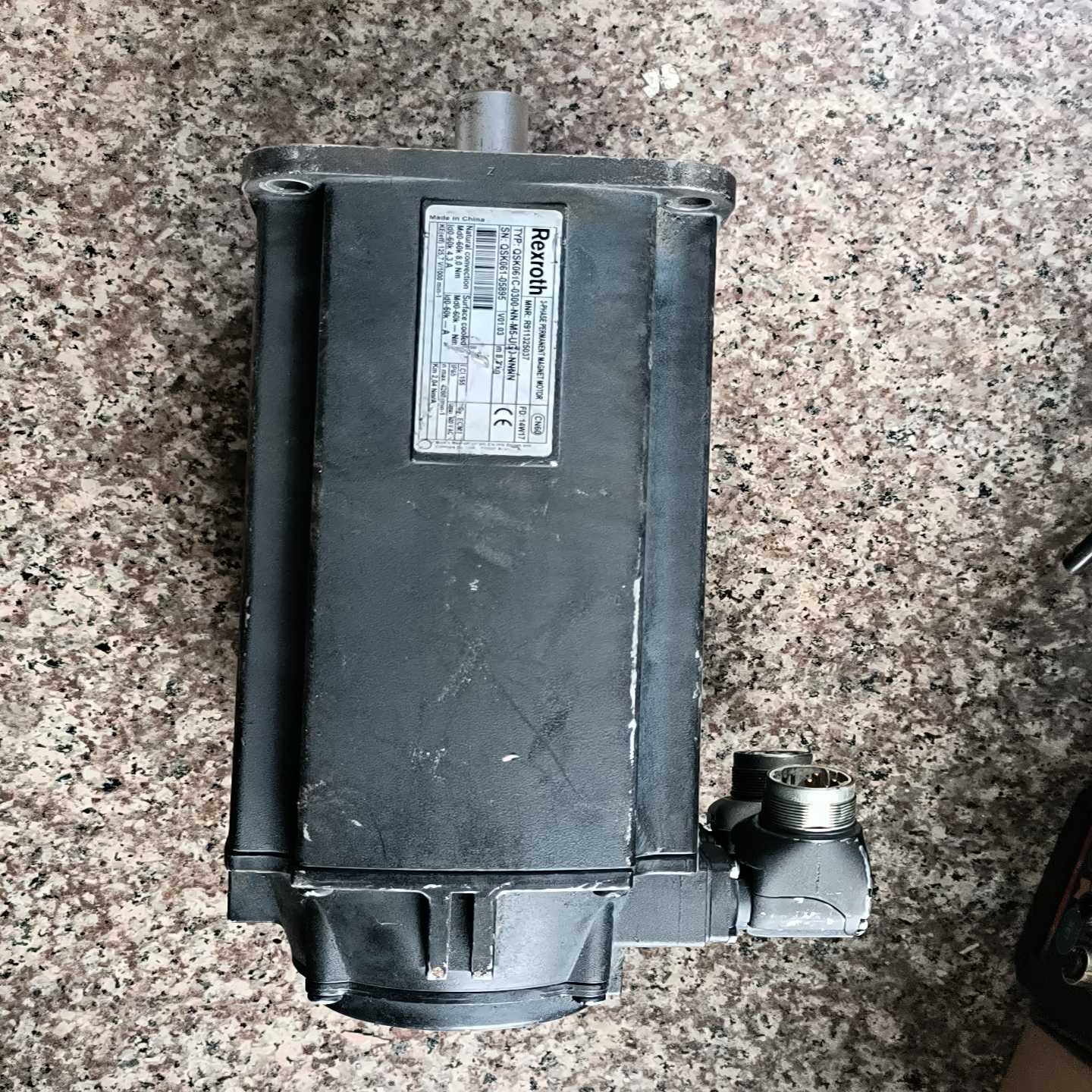 QSK061C-0300-NN-M5-UG0-NNN询价