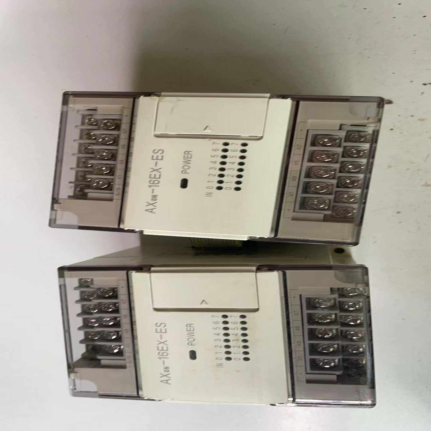 议价士林PLC扩展，AX0N-16EX-ES，和三菱通用，成色如
