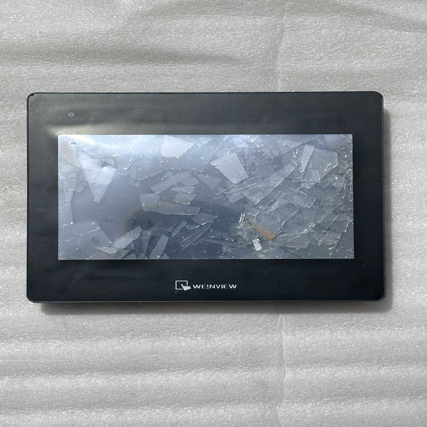 威纶通触摸屏cMT2109X2原装正品成色如图片实物图片--议价商品