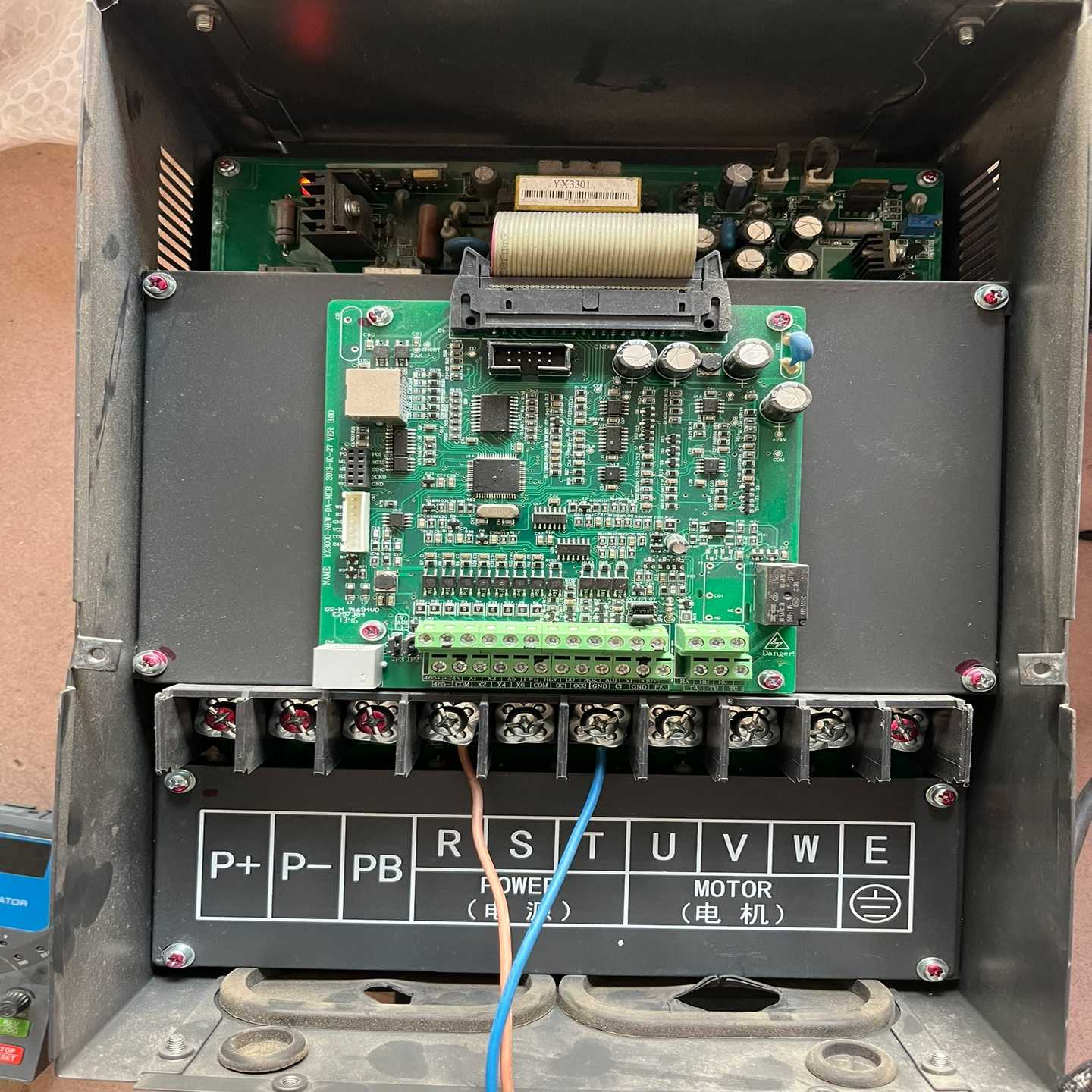 【星慕电子】99新未使用无外包装 源信变频器YX3000-4T0110G