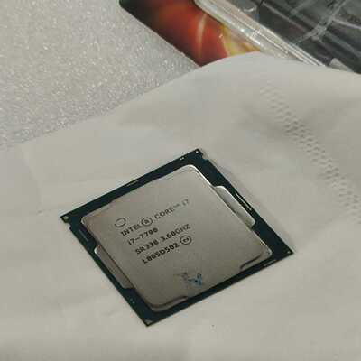 i7-7700CPU 功能正常 ，无瑕疵。~询价