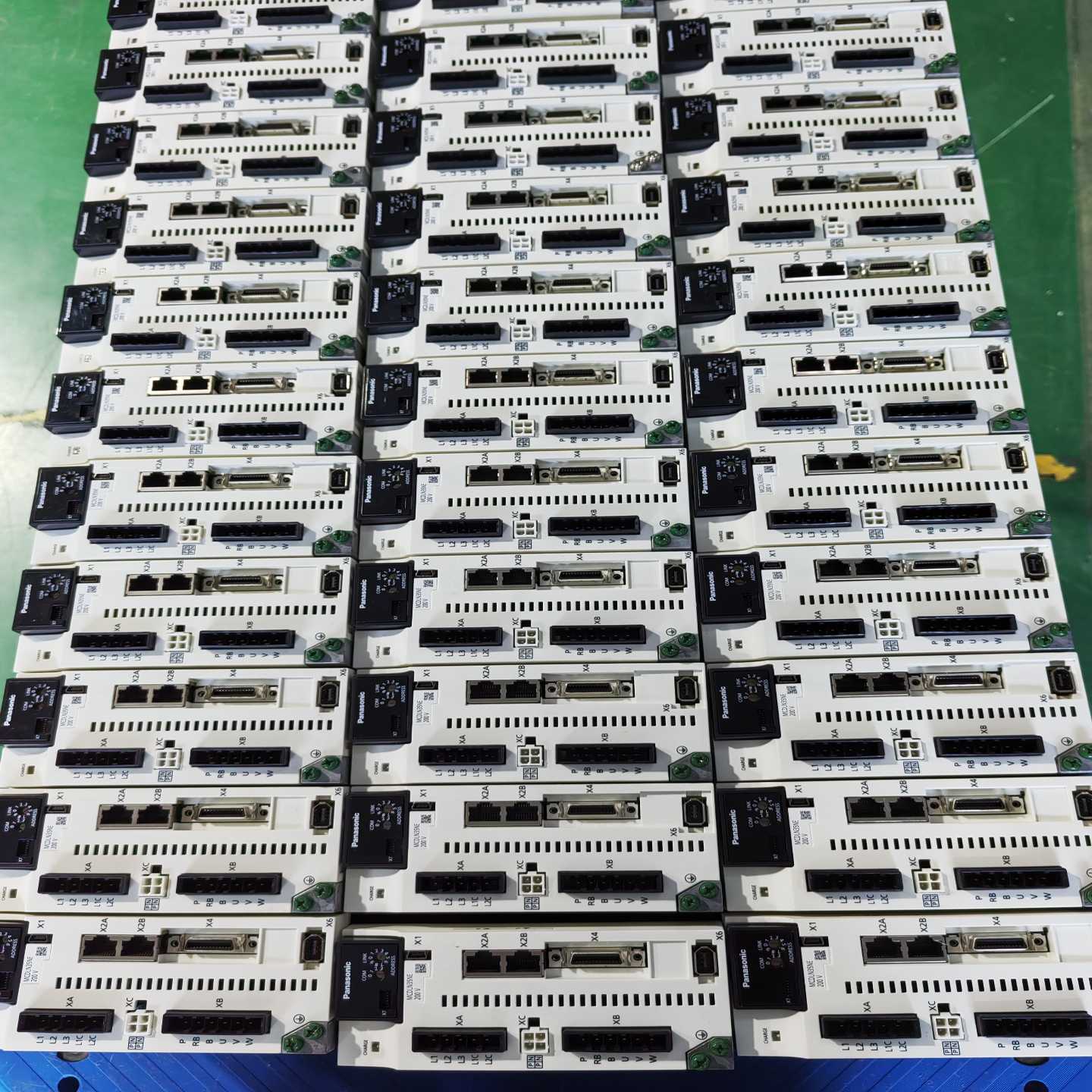 松下A6伺服电机套装，MHMF042L1U2M，MBDLN2--议价商品