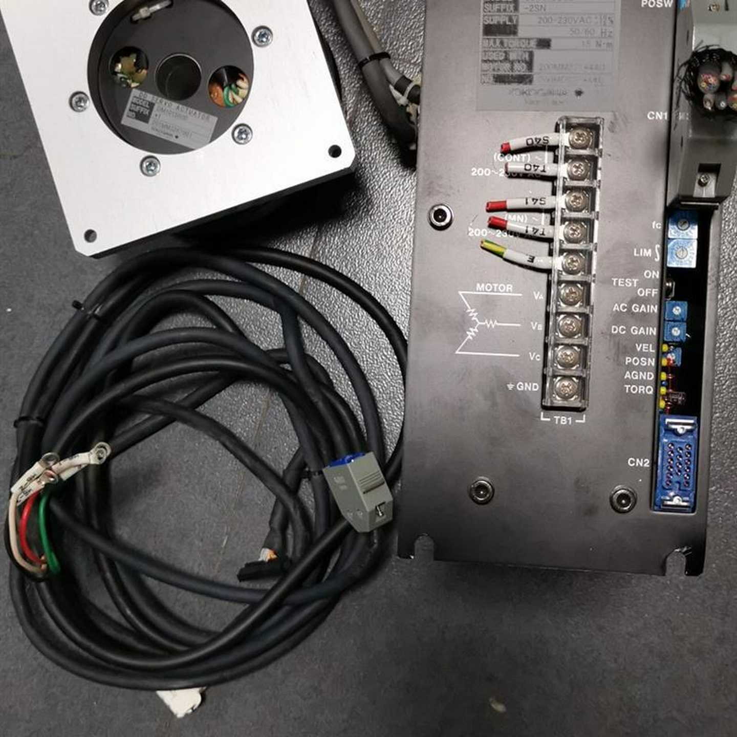 A010*实价SD101M5B02-2SNDM1015B00*1横河伺服驱动器和电机一