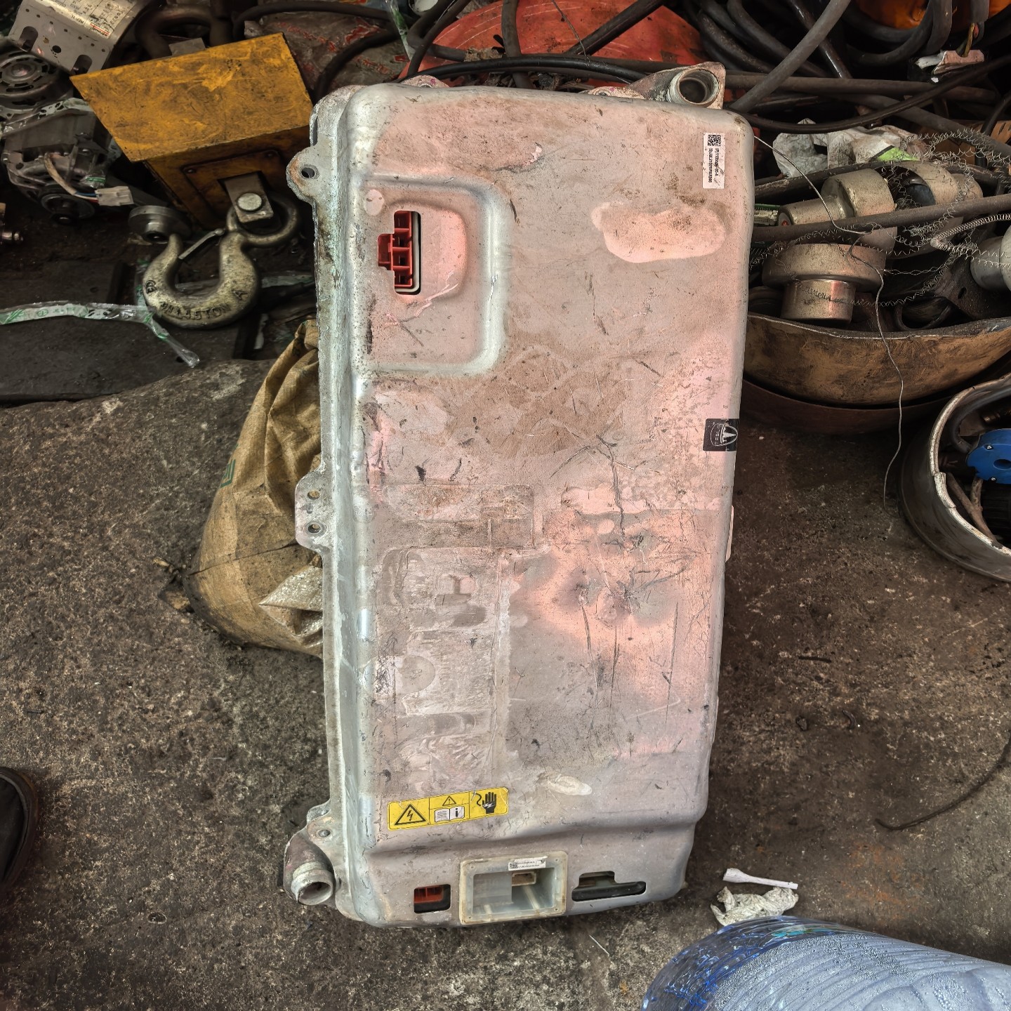 【议价】特斯拉Model SPAT原装电池管理器BCM拆机品