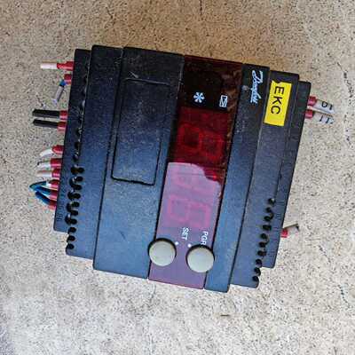 丹麦进口danfuss丹佛斯EKC312电子膨胀阀控制器货--议价商品