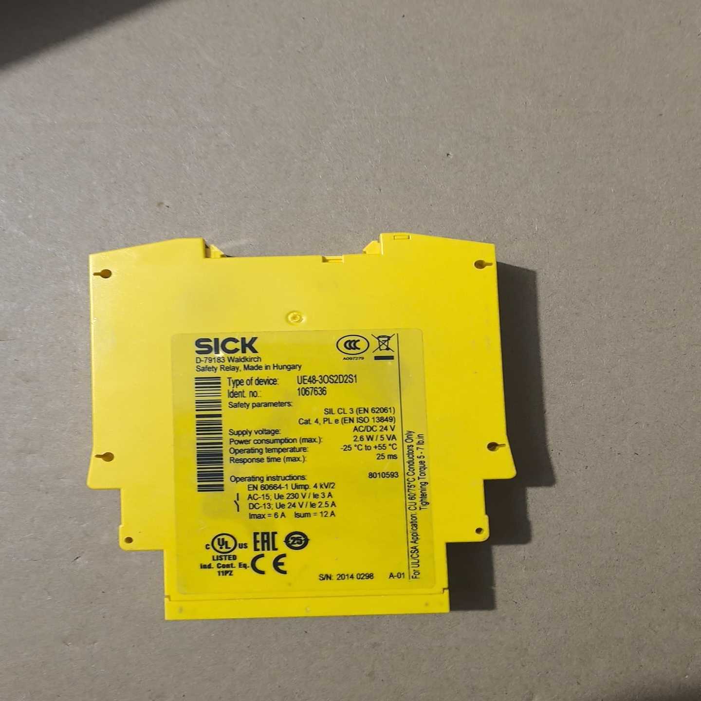 全新原装德国SICK西克UE48-3OS2D2S1安全继电器--议价商品