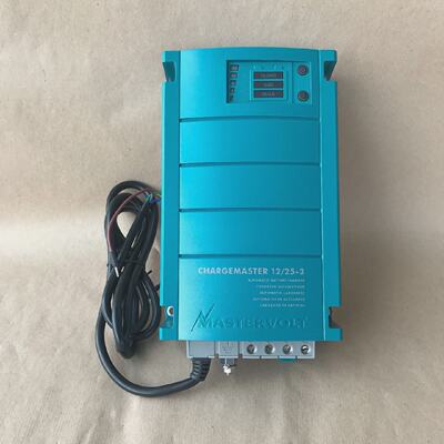 MASTERVOLT CHARGEMASTER 12253 AUTOMATIC BATTERY CHARGER 4401