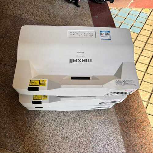 日立maxell麦克赛尔激光超短焦投影仪A3410X，成色看--议价商品