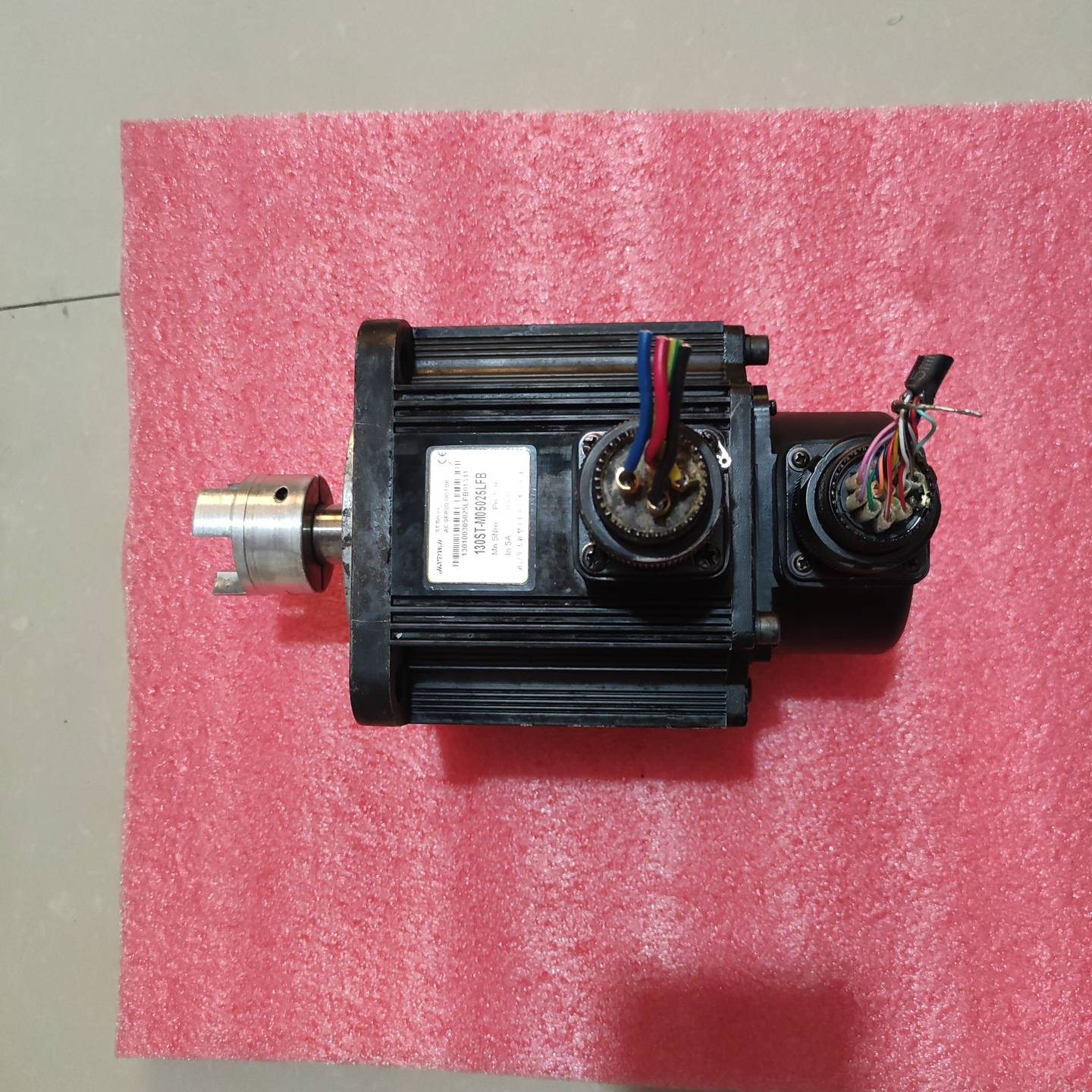 议价拆机华新伺服电机130ST-M05025LFB