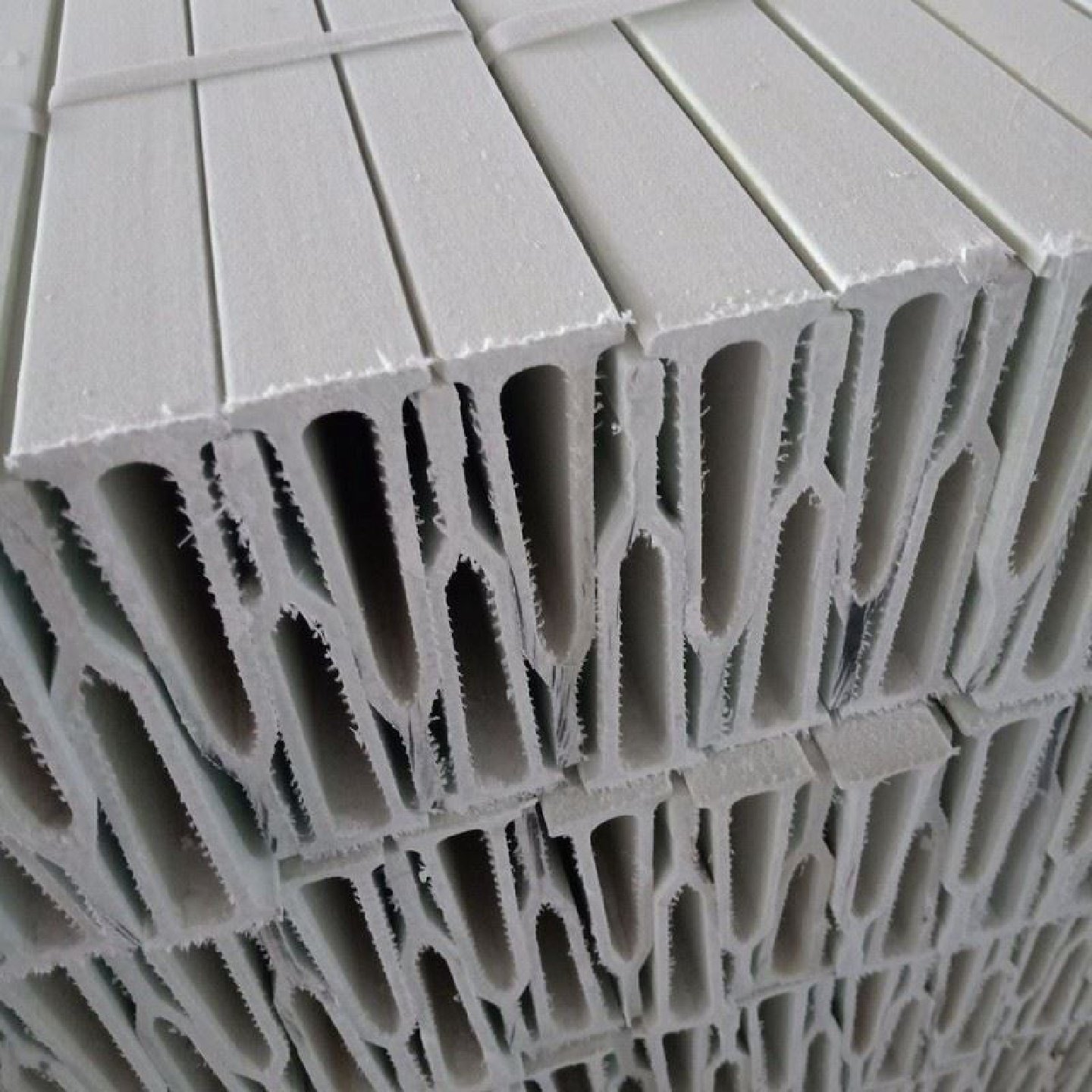 玻璃钢地板梁猪舍漏粪板底梁保育床三角支撑梁母猪产床地板横梁,基础建材,基础材料,淘宝优惠券,粉丝福利购,淘宝优惠卷