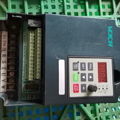 伟创AC60T32R2G3R7P变频器380V2.，议价商品