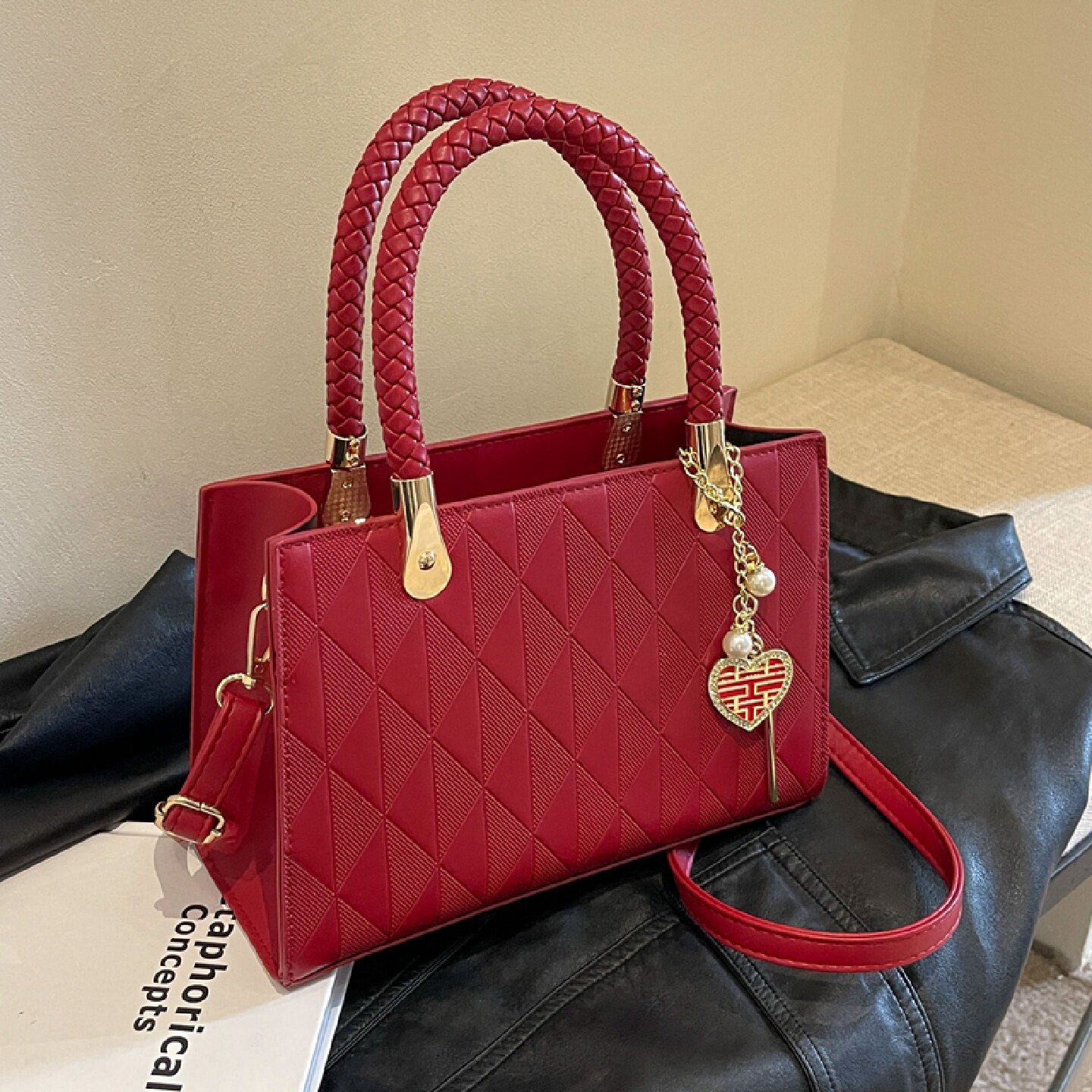 高级感大容量红色新娘包结婚包包妈妈包2025新款手提单肩斜挎包女