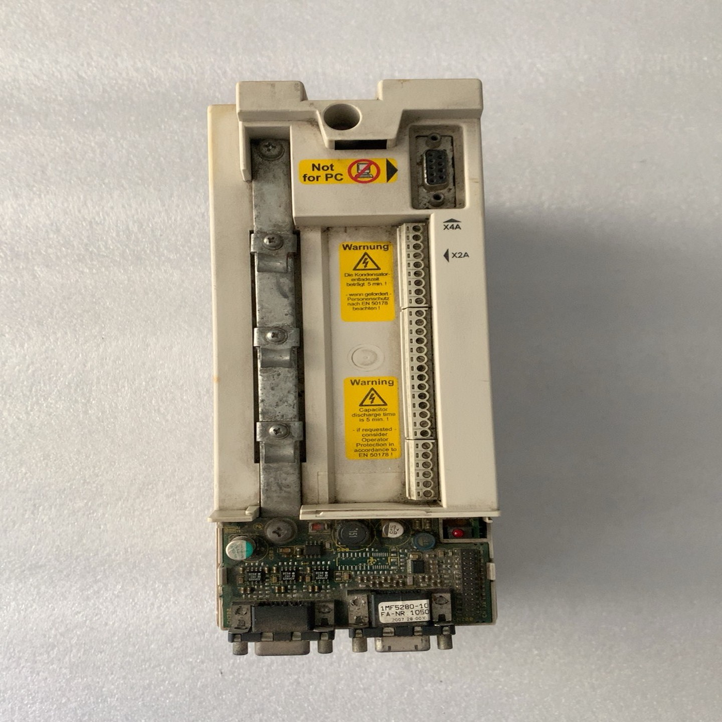 (艺易商行)13F5M1D-39DA 实物图拍摄。