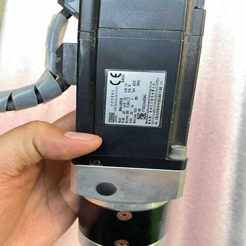 南方安华变频器，A100T030G/O37P，一台，质量~询价