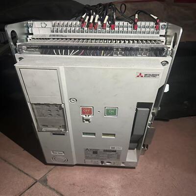 AE1600-SW框架断路器，1600A三相，，~议价