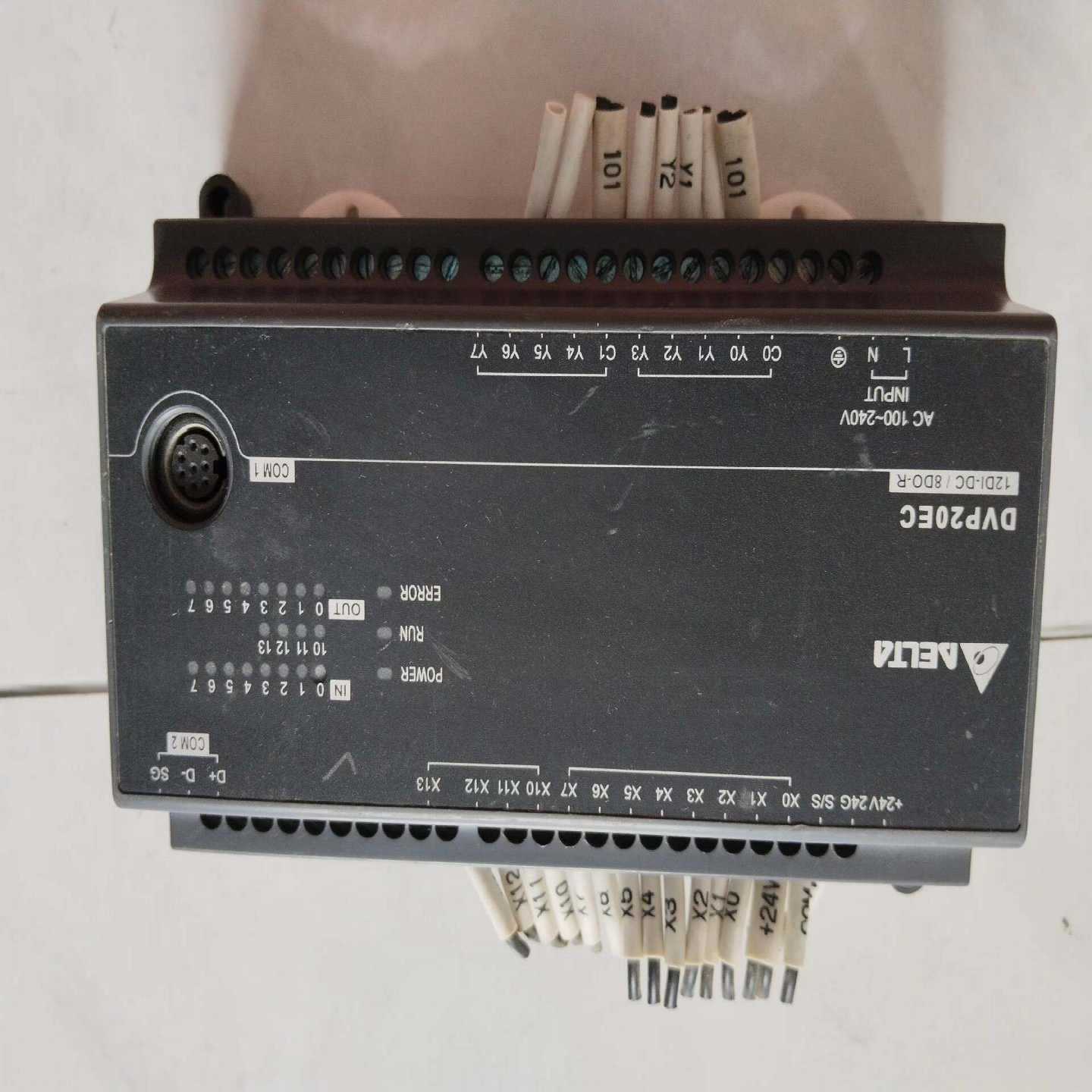 台达PLC。DVP20EC00R3。品相如图，功能包询价