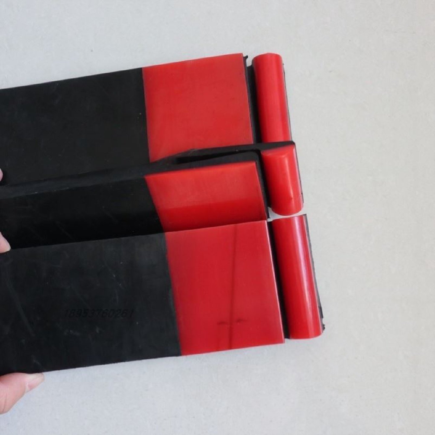 Y型防溢裙板聚氨酯输送机挡板可定做T型防溢裙边导料槽防溢裙板,机械设备,矿山专用设备,淘宝优惠券,粉丝福利购,淘宝优惠卷