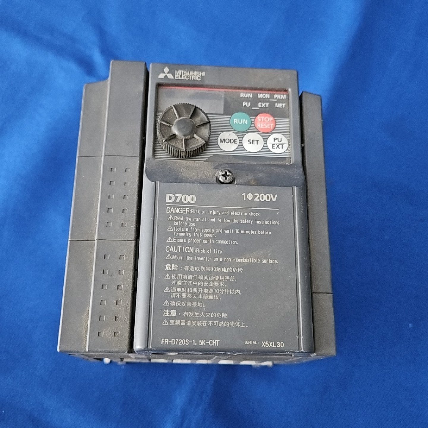 D700系列三菱变频器FR720s1.5kCHT实物-议价