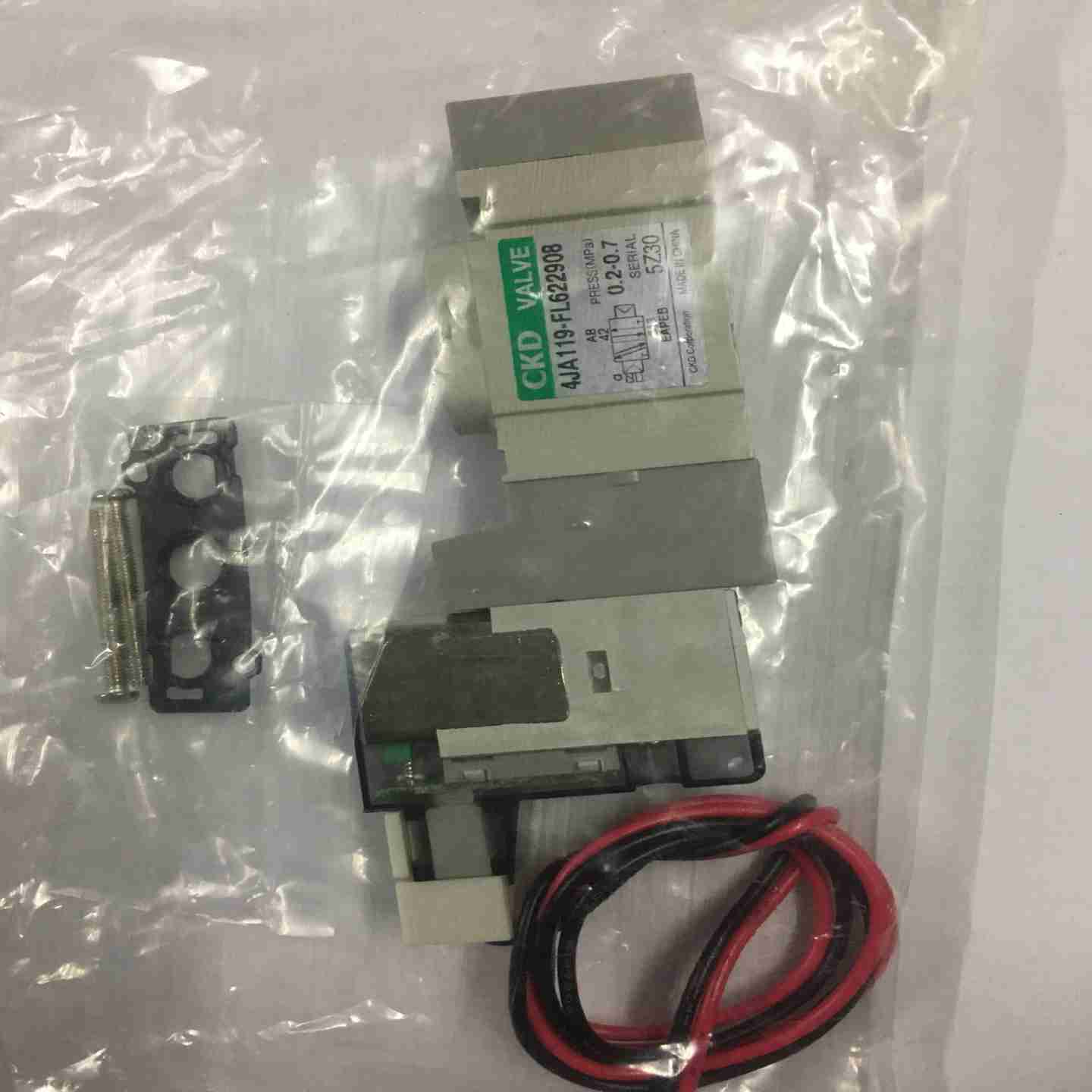 议价-CKD电磁阀气动换向阀4JA119/4HA119-M5-E2-3全新原装真品当