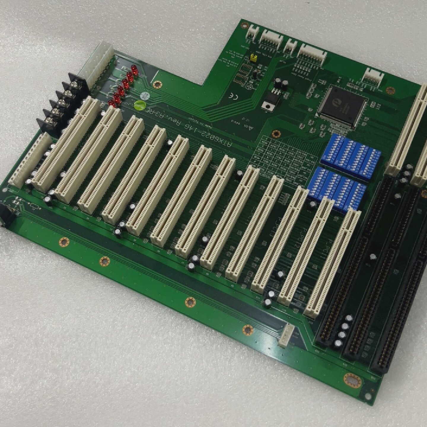 询-台湾艾讯ATX602214GRev.A3RC工业底板 - 实物图