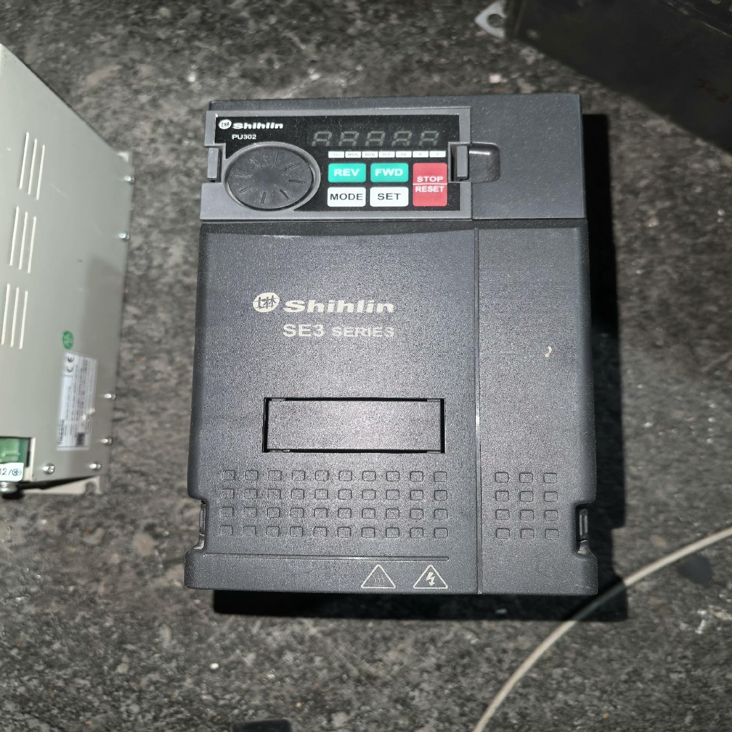 (工仔机械)士林变频器  功能  SE3-043-2