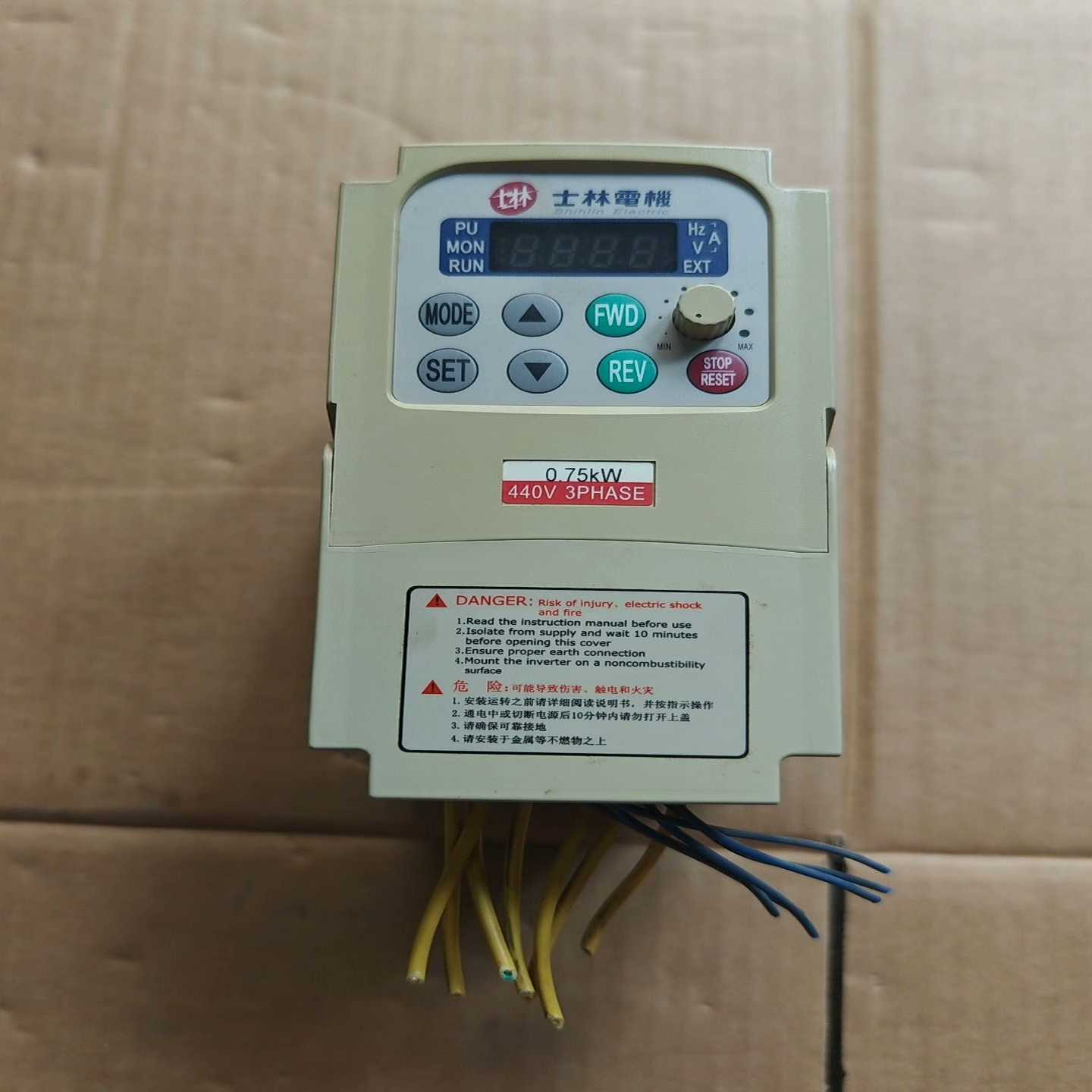 士林变频器SS-043-0.75K-D0.75KW.38询价