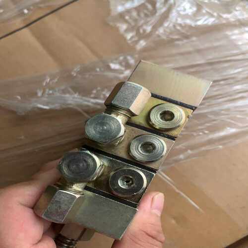询价~KV-MC40V基恩士模块，编号一致，实物图就一