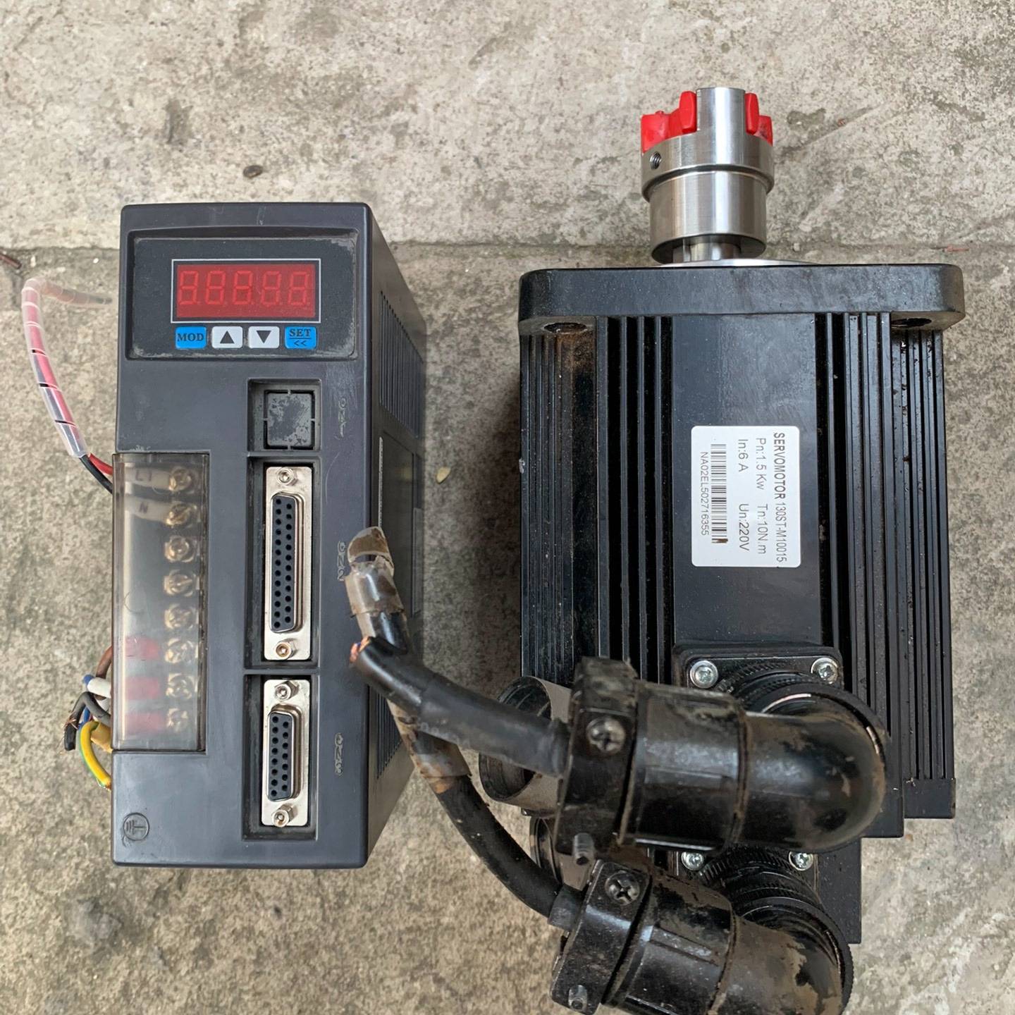 售前询价议价130ST-M10015电机  和15kw驱动器  外面机