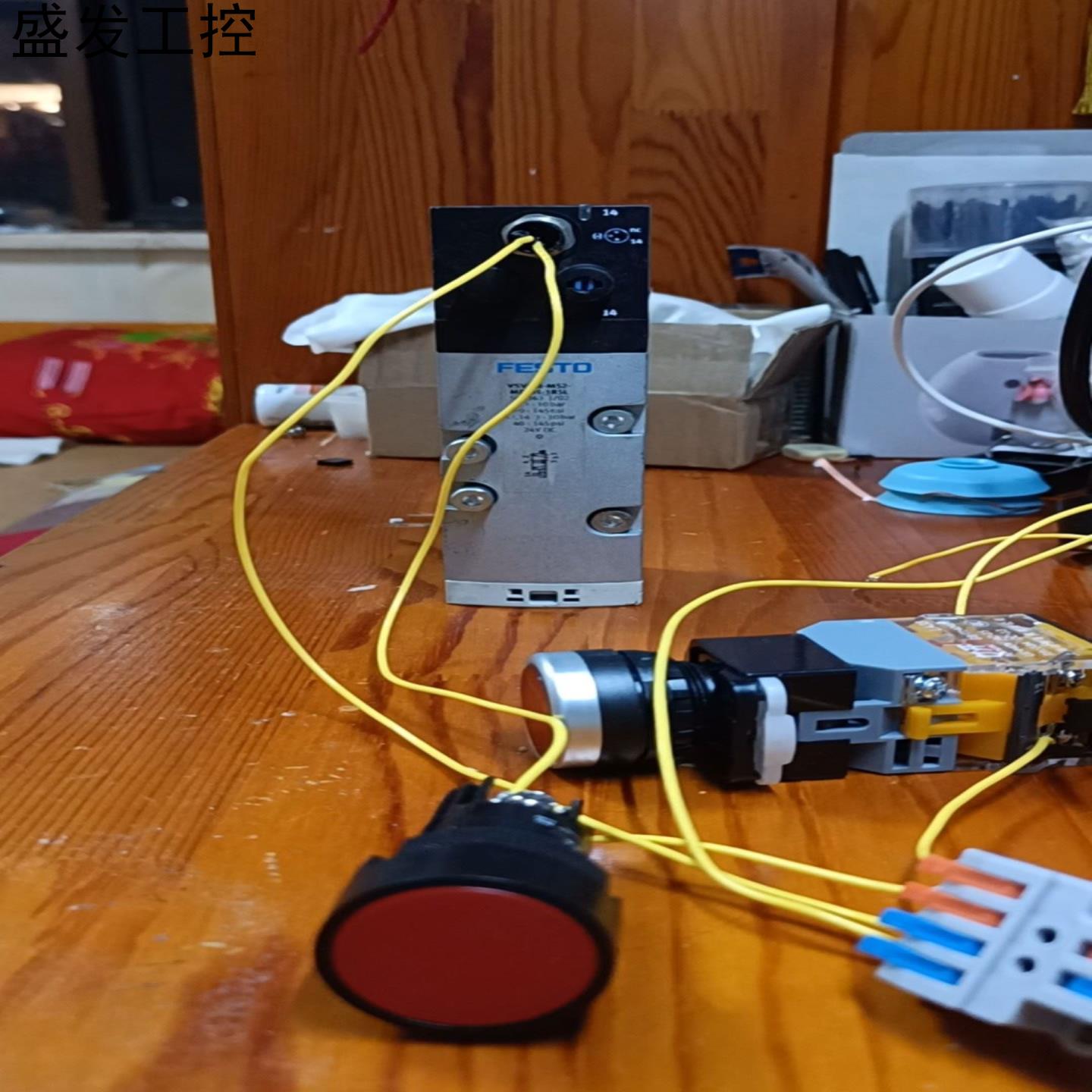 561363 VSVA-B-M52-MD-D1-1R5L议价产品