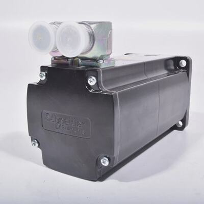 SCHNEIDER ELECTRIC BMH1002T06F2A Servo motor 6.08 Nm  MINT C