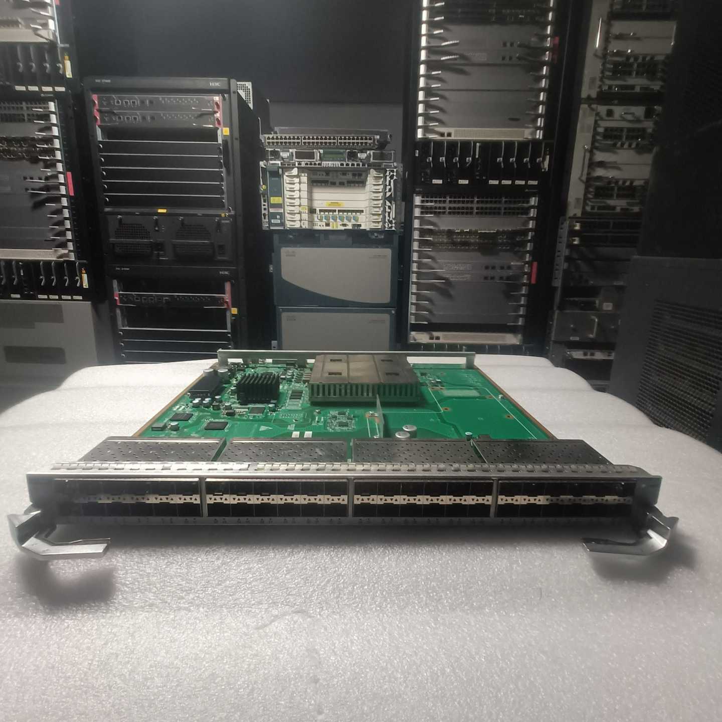 询价~华为LSS7X48SX6S0 48端口万兆以太网光接口板(X