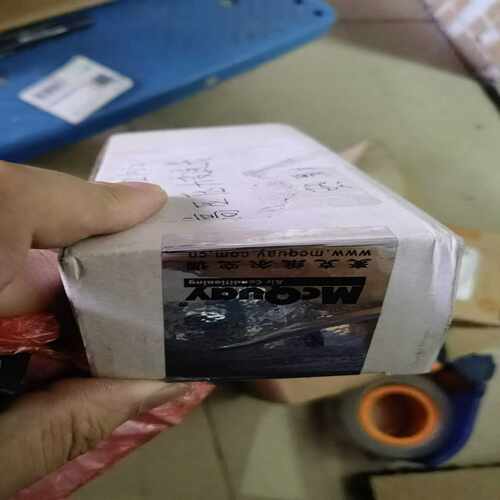 咨询-麦克维尔压力变送器E8121020传感器M5146-0000
