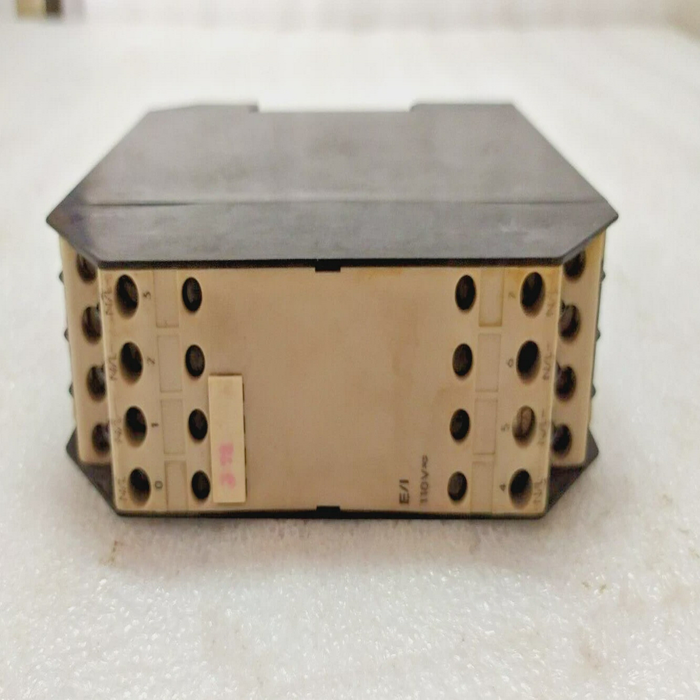 SIEMENS6ES5405-7AB11DIGITALAUSGABE8XE110VSIMATICS5-11