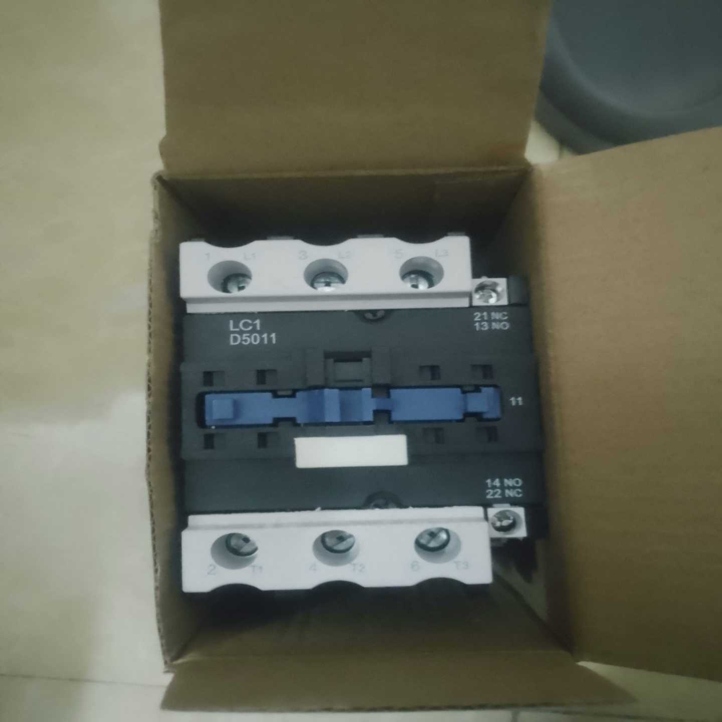施耐德交流接触器LC1-D5011，220V/50Hz，22-询价客服