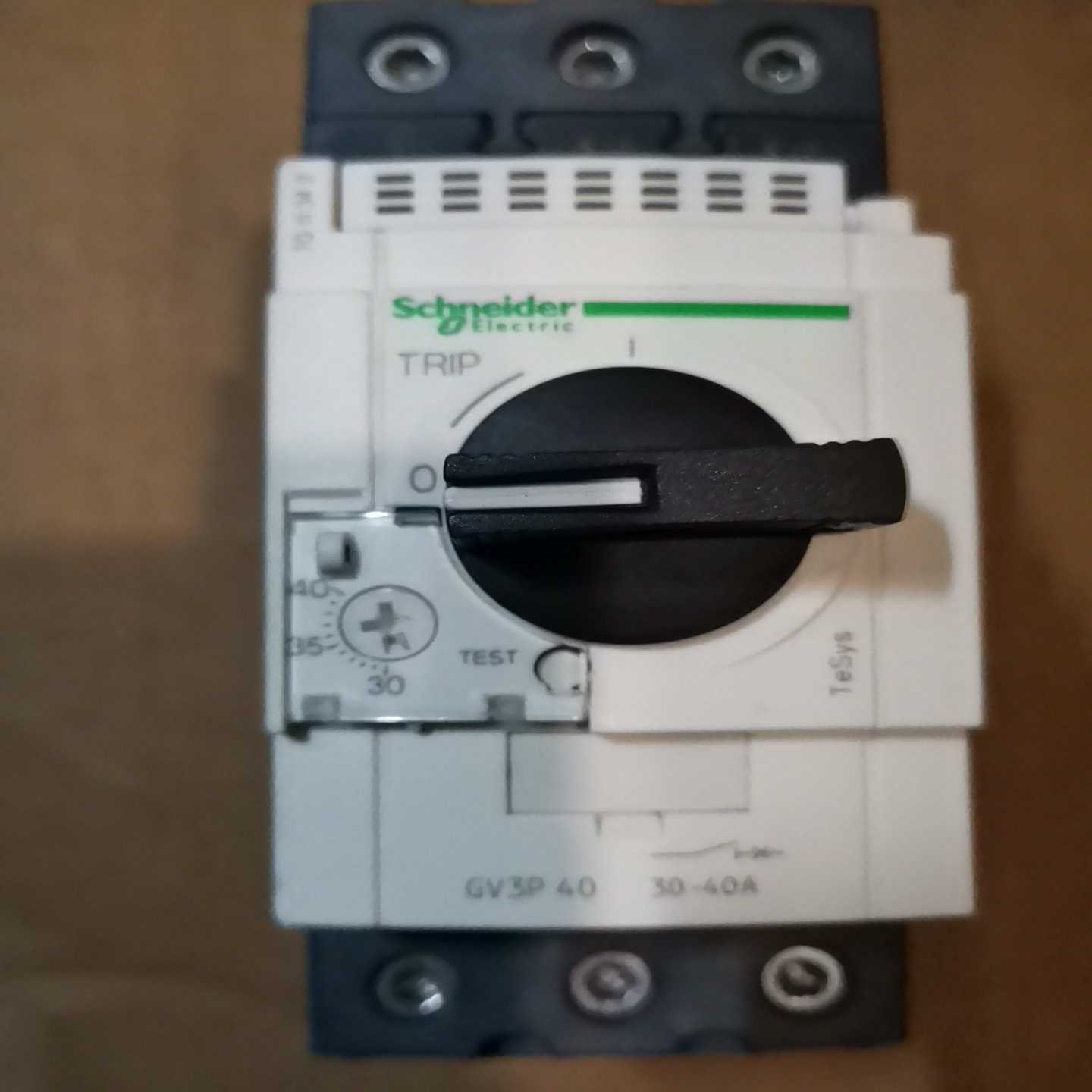 GV3P40施耐德(法国)