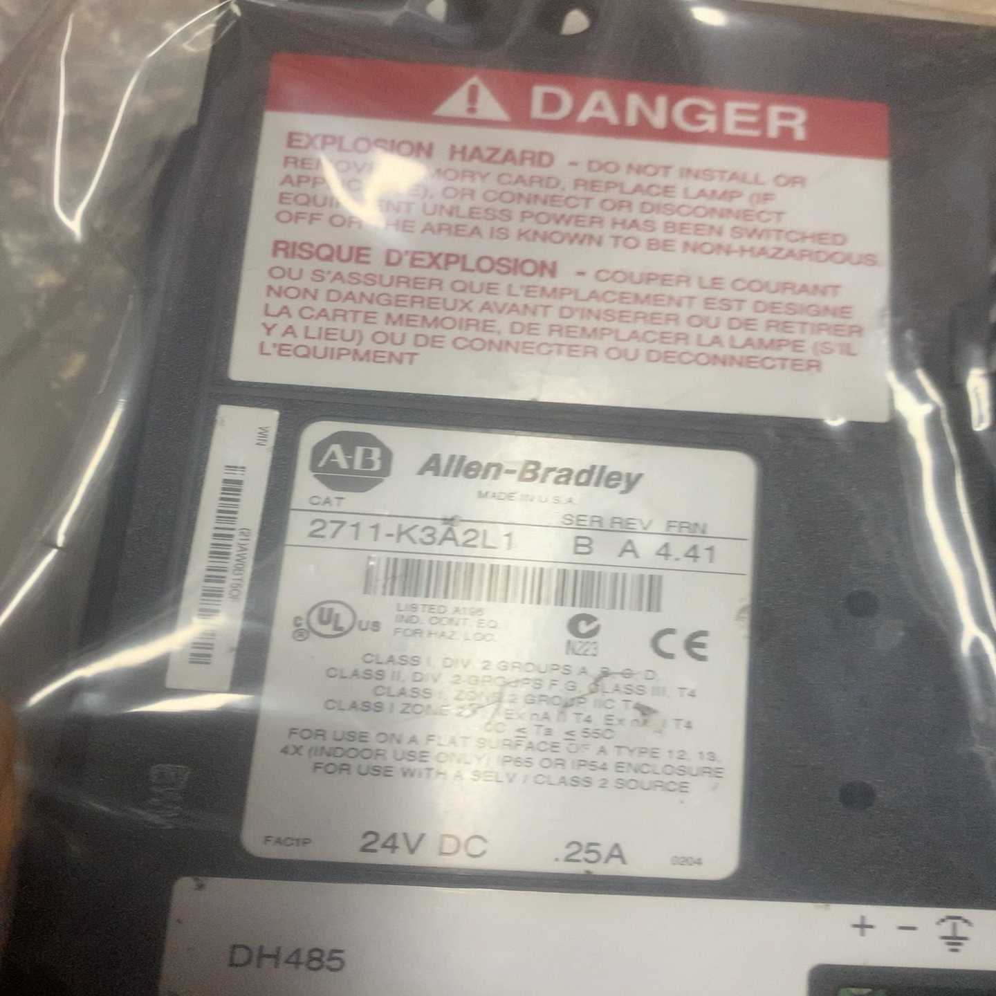 美国制造的原装AB罗克韦尔触摸屏2711-K3A2L1，型号--议价商品