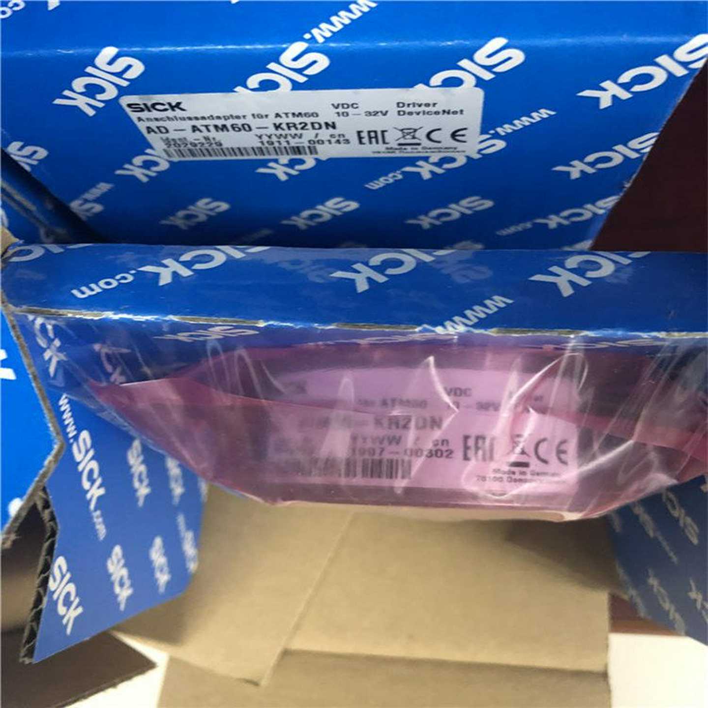 6036613OD2-P85W20I0销售正品施N克Sick直反式光电传感器