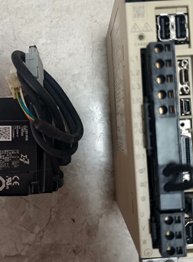 寻“”SGD7S1R6A10A002SGM7J02AFC6S