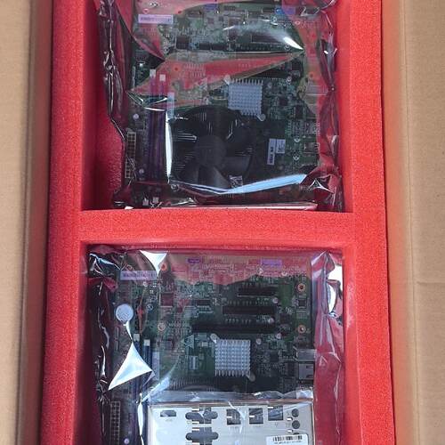 Mk4A-MB主板，搭载CPU3A4000，库存主板，测试完-议价