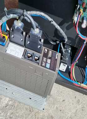 富士RYC101D3-VT2伺服器，GYS101DC2-T-议价