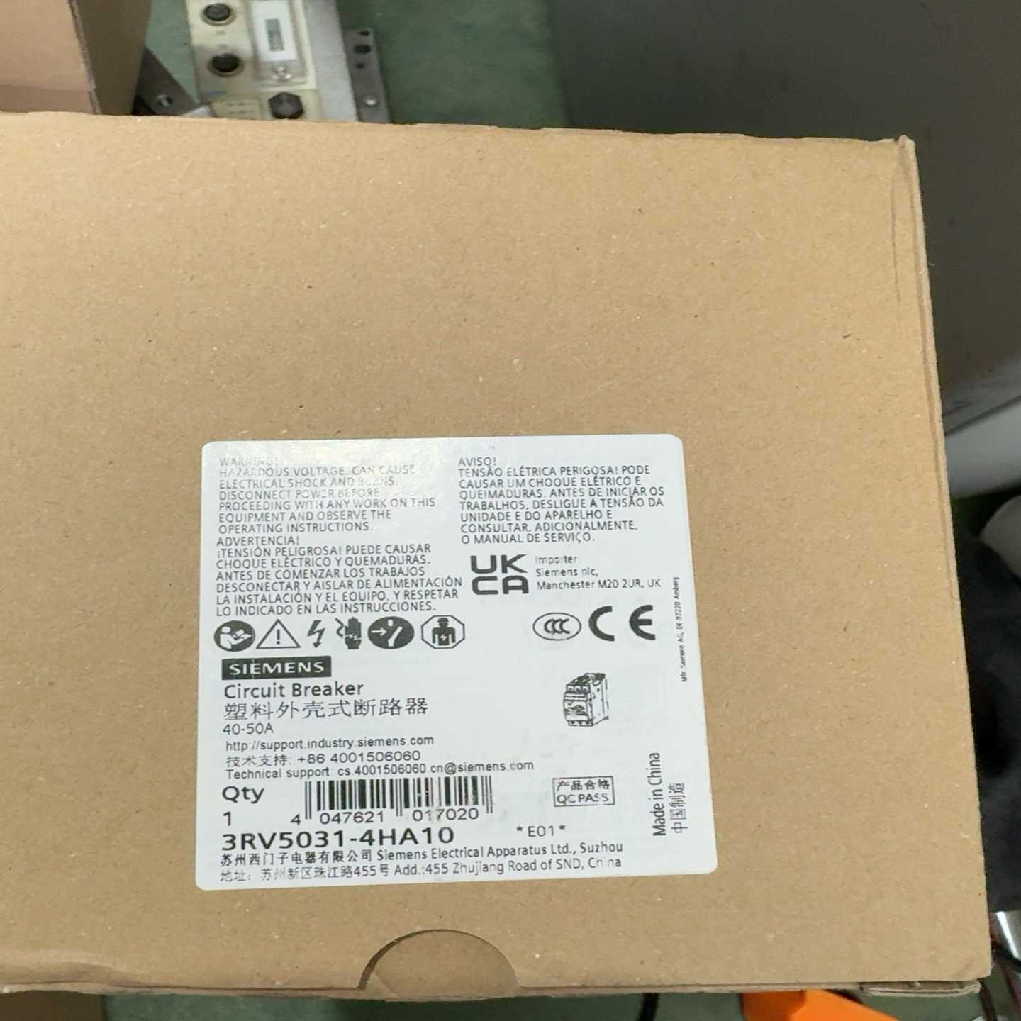 塑料外壳式断路器3RV5031-4EA10询价