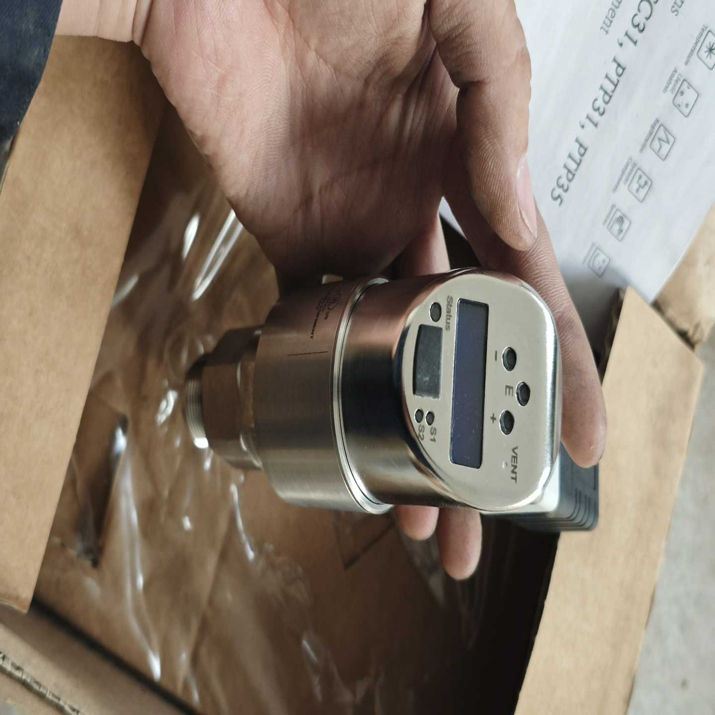 询价全新德国EH压力变送器PTP31-A2A13S1AF1A