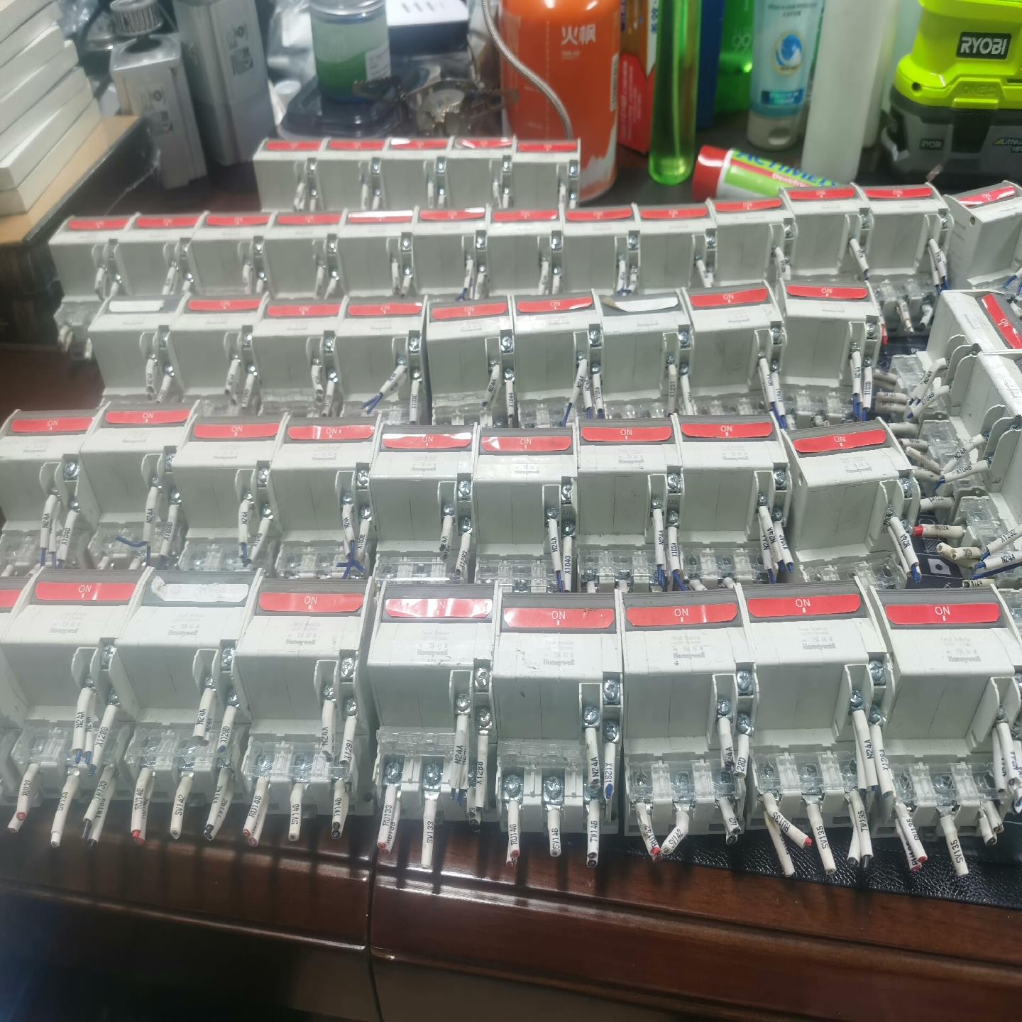 进口Honeywell断路器 GCP-31ANM GCP32ANM；议价
