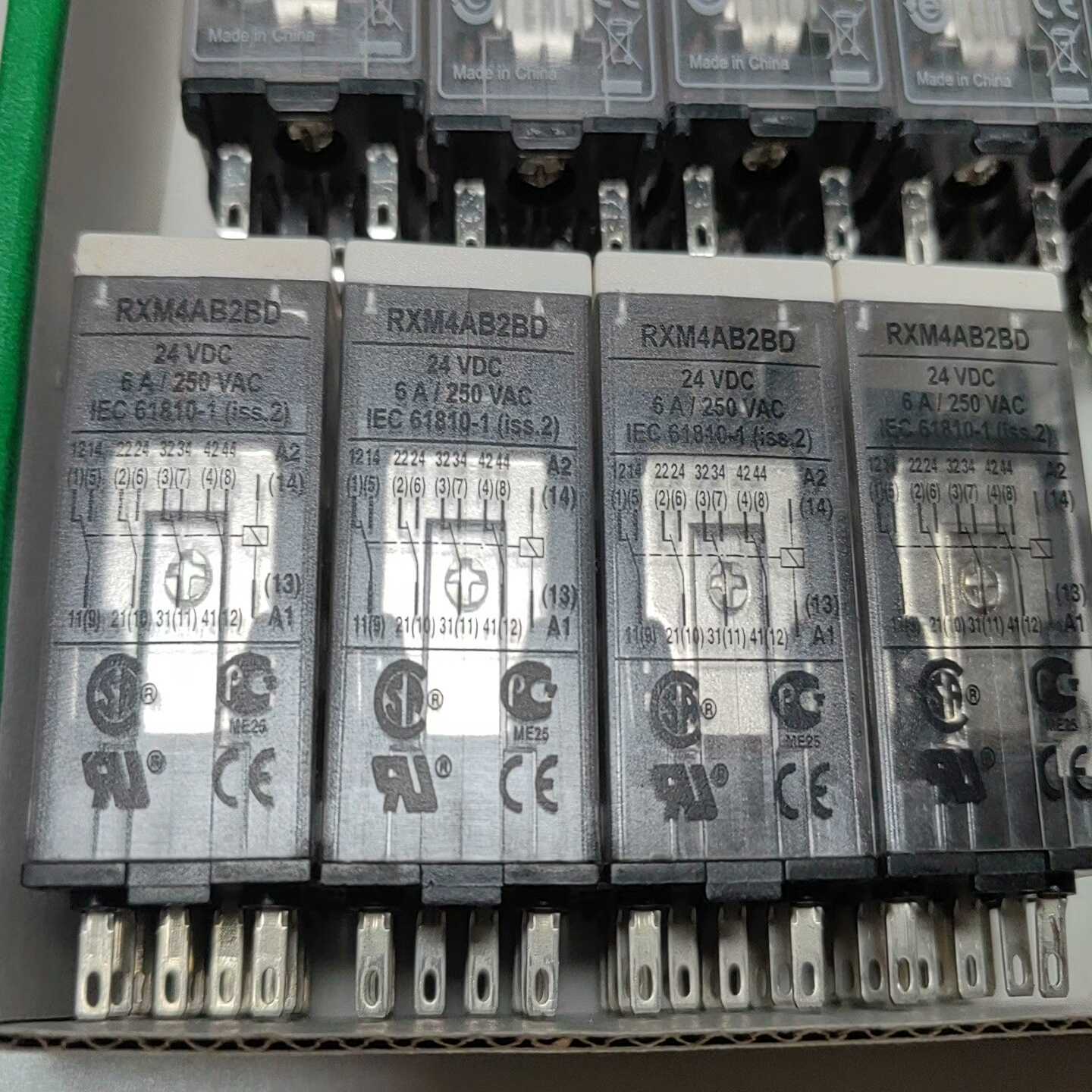 【议价】RXM4AB2BD继电器RXM4AB2BD4个