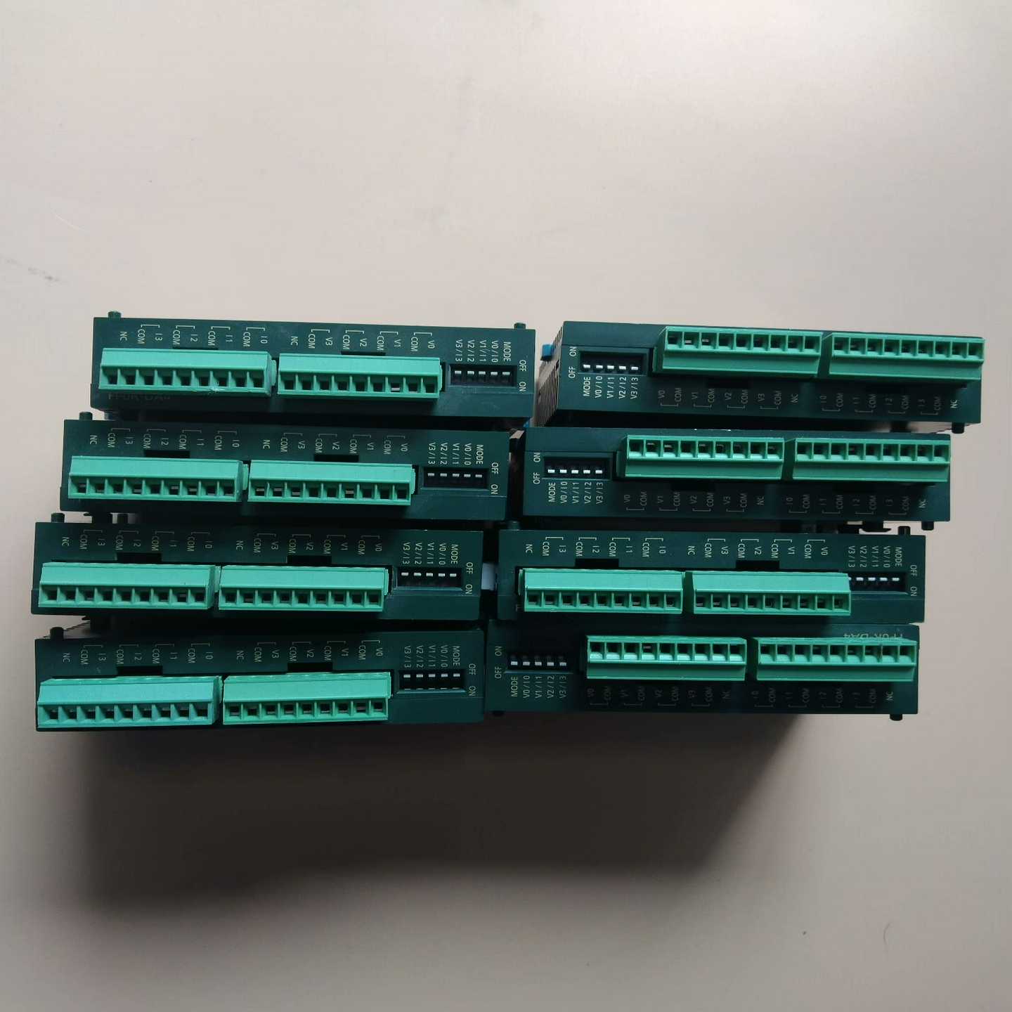 （议价）PLC模拟量输出模块，型号AFP0RDA4，功能正常，成