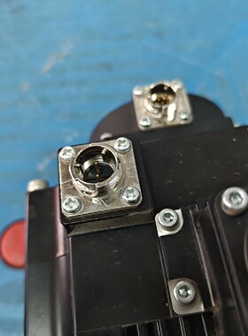 1kw三菱JE刹车伺服套装cclink总线成色9新清灰