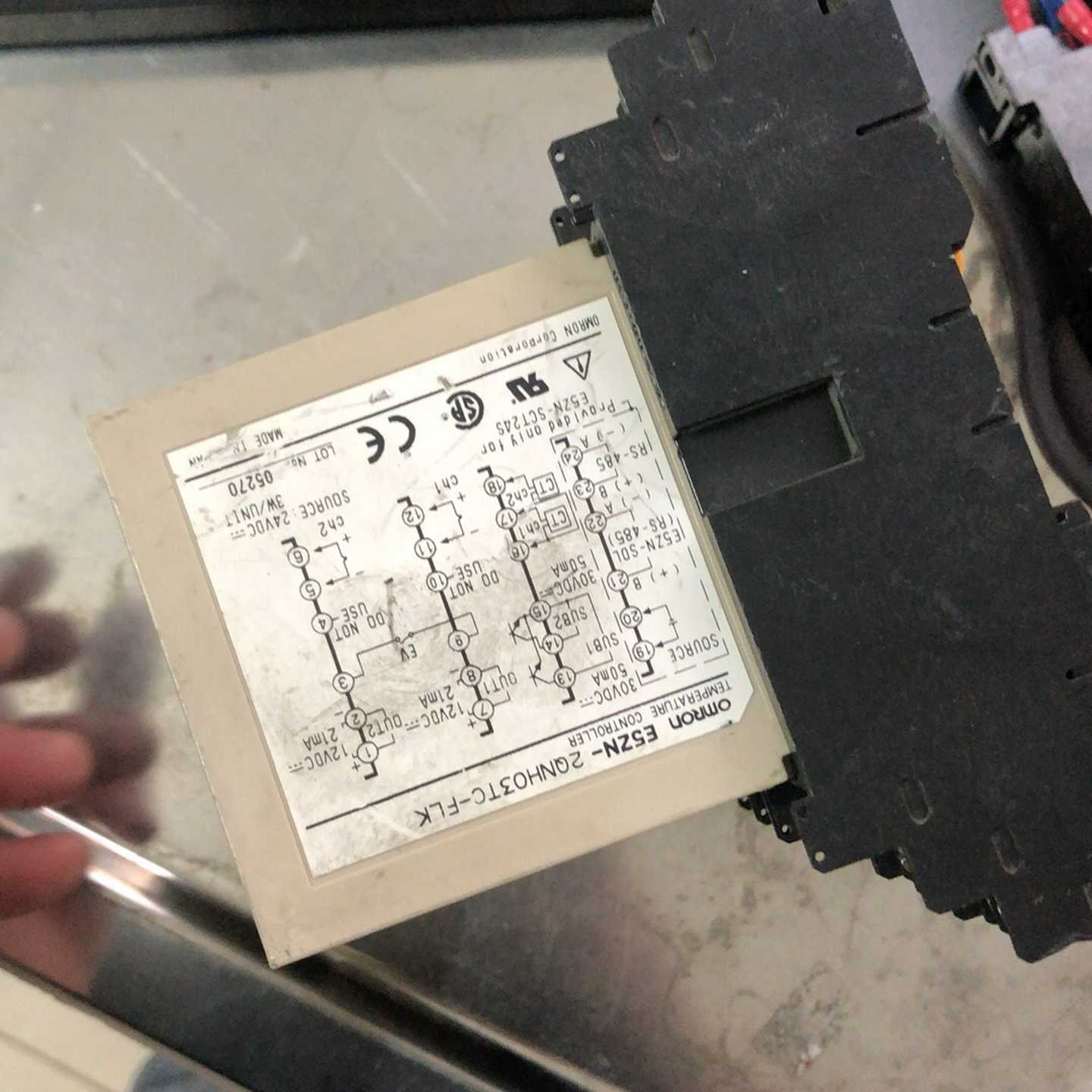 咨询-温控模块E5ZN-2QNH03TC-FLK一共6